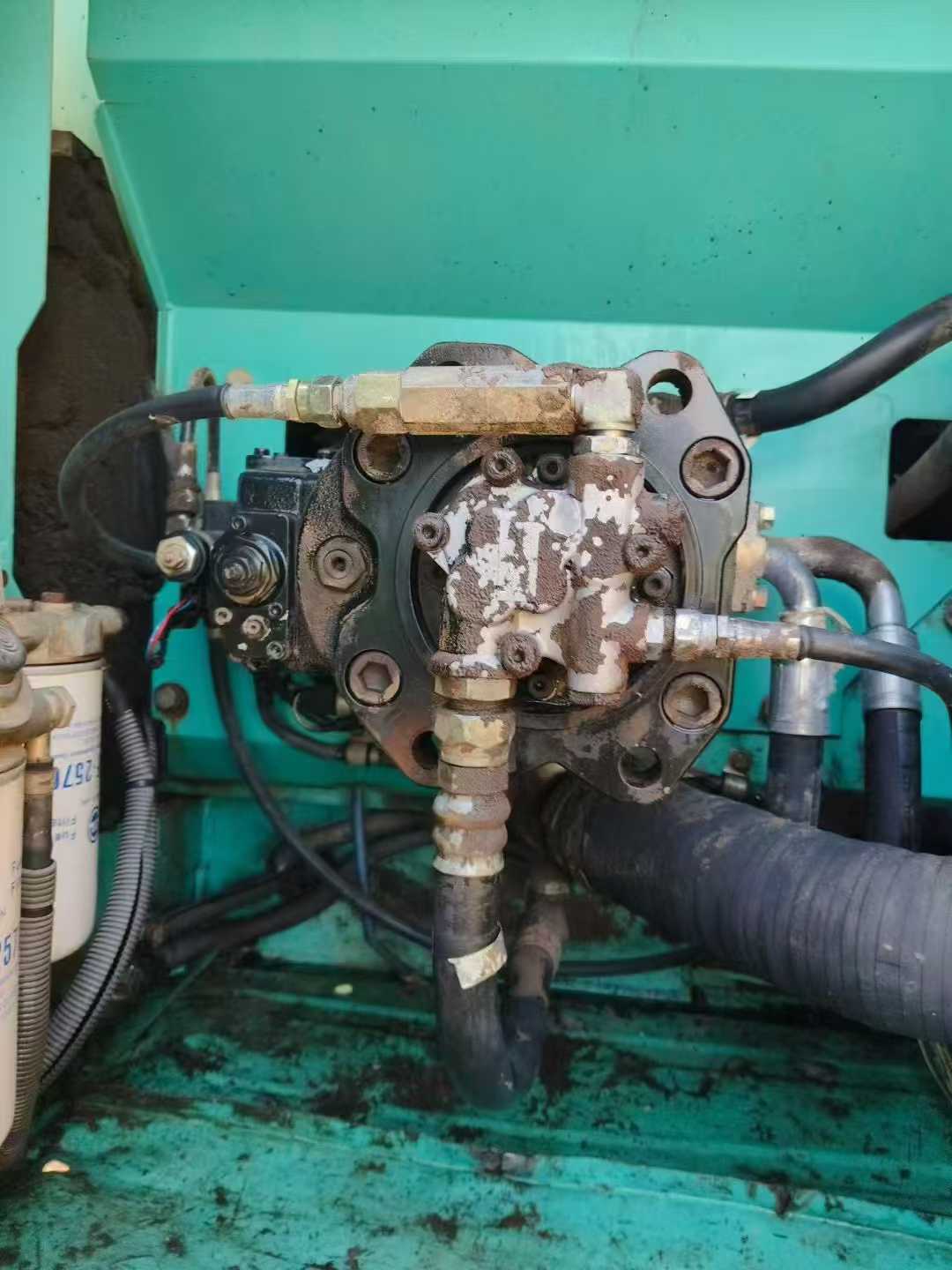 Used Kobelco SK200-11 Excavator 2016 Model / 3