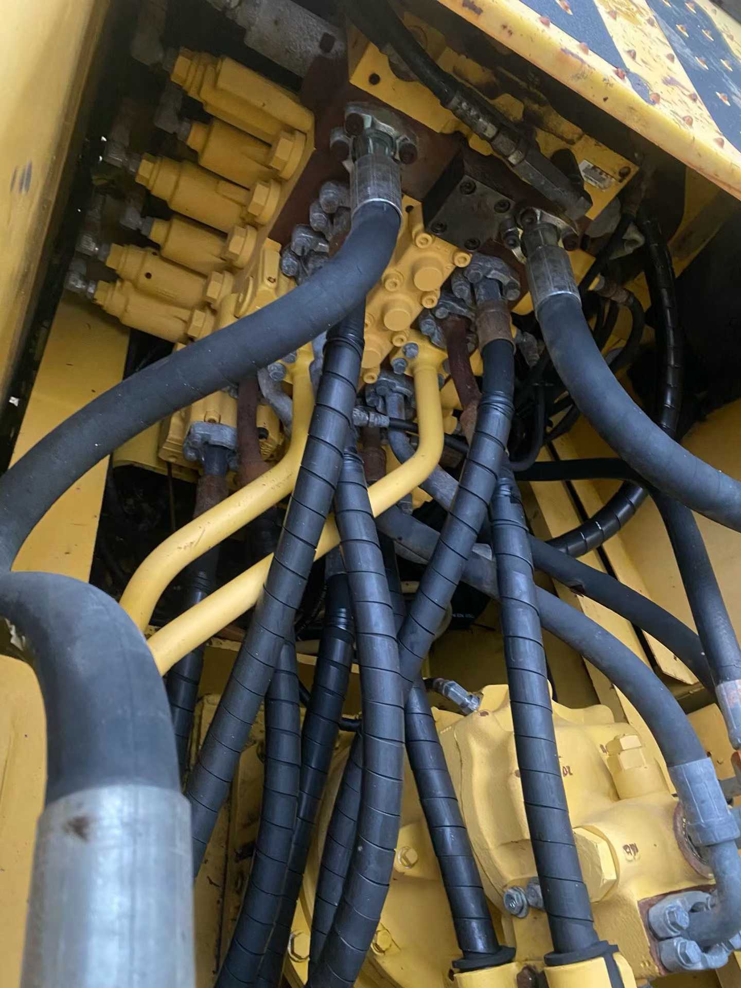 Used Komatsu PC200-8N1 Excavator 2016 Model / 5