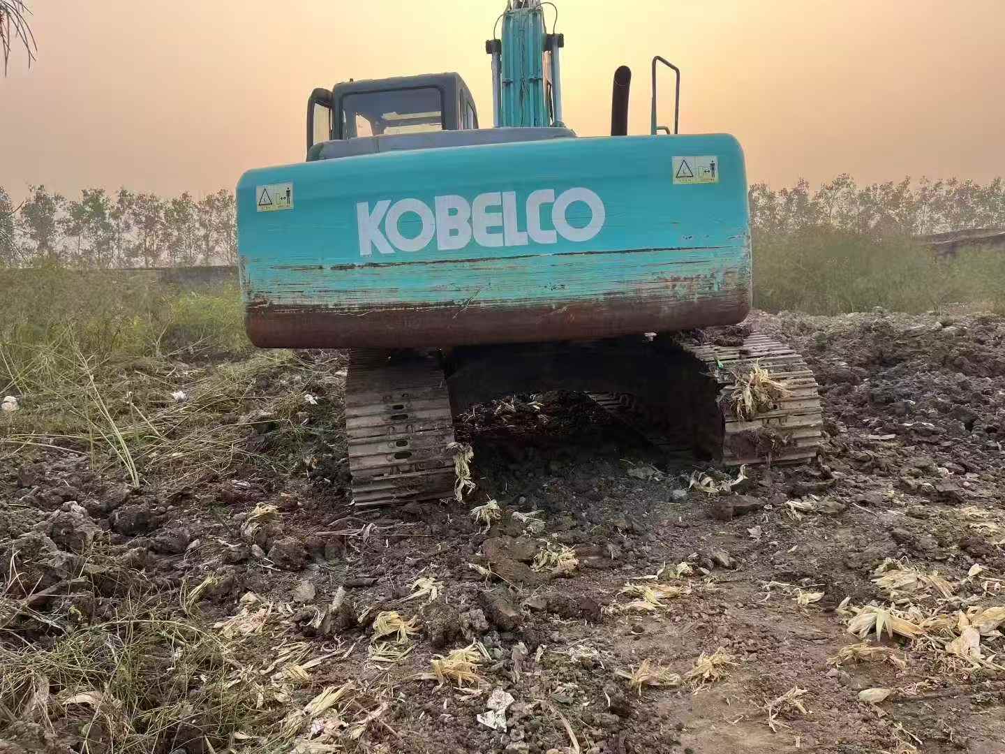 Used Kobelco SK200-10 Excavator 2016 Model / 2