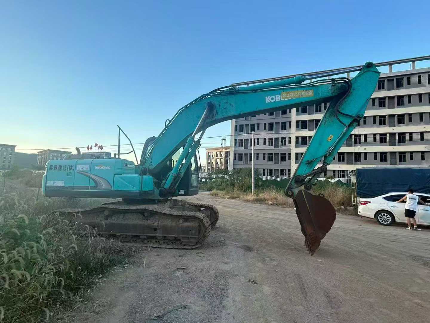 Used Kobelco SK200 Excavator 2016 Model / 3
