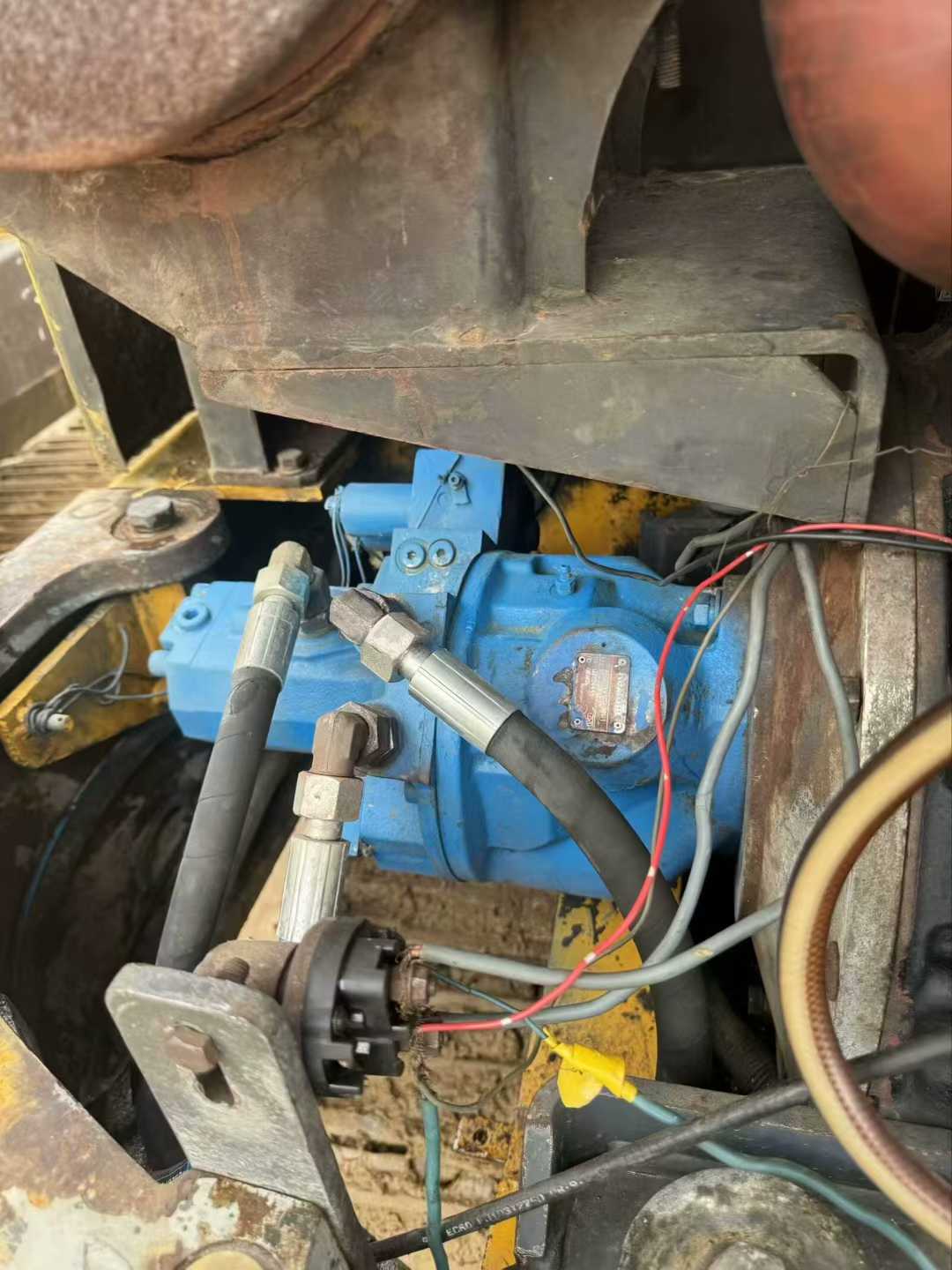 Used XCMG XE60 Excavator 2016 Model / 6