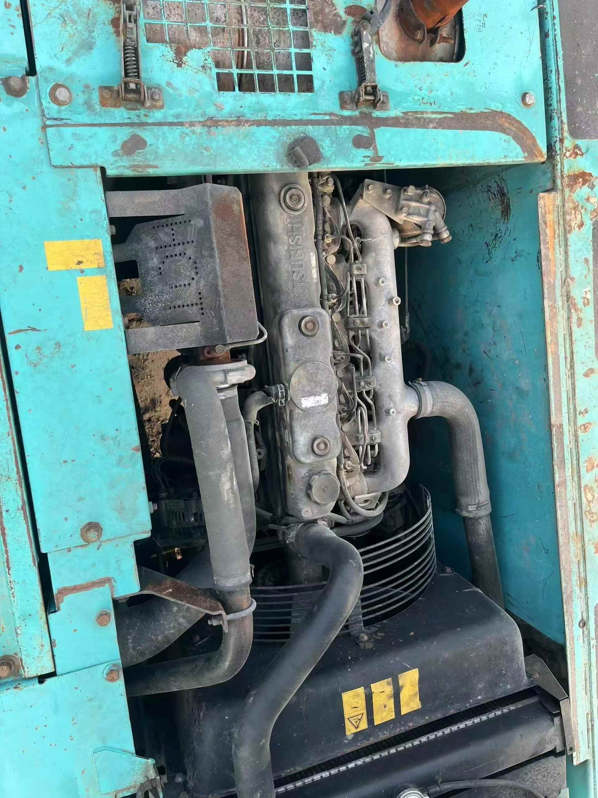 Used Kobelco SK200-10 Excavator 2016 Model / 4