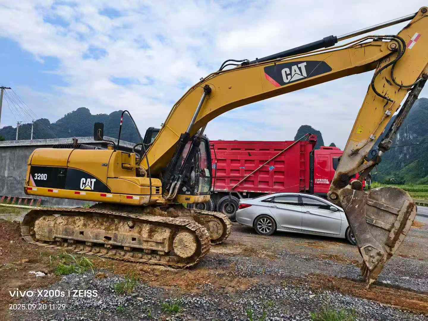 Used Caterpillar 320D Excavator 2016 Model