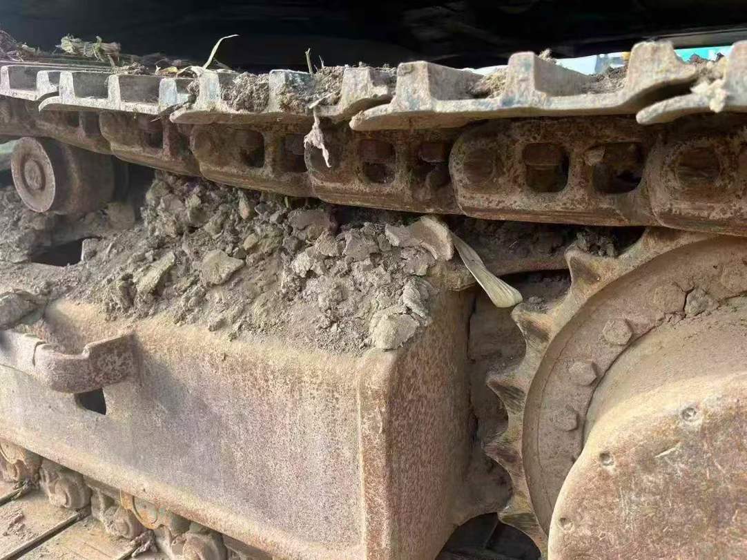 Used Kobelco SK200 Excavator 2016 Model / 4