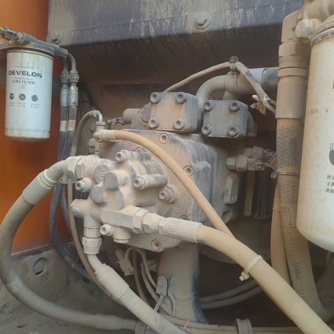 Used Doosan DX340 Excavator 2021 Model / 5