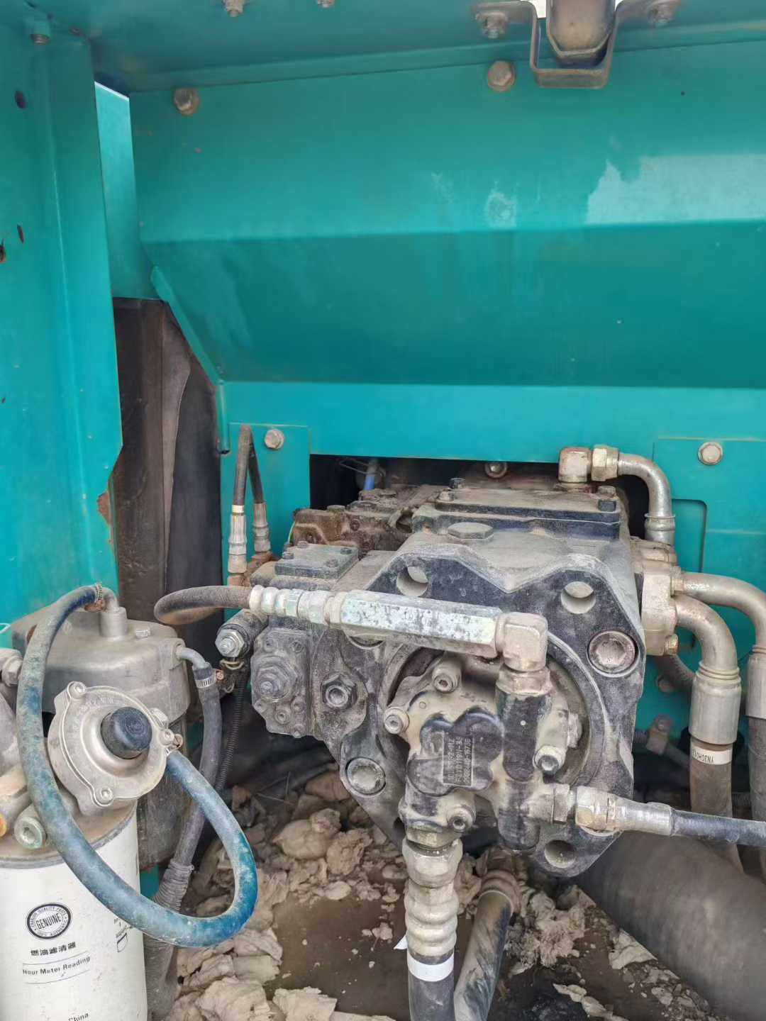 Used Kobelco SK200 Excavator 2013 Model / 9