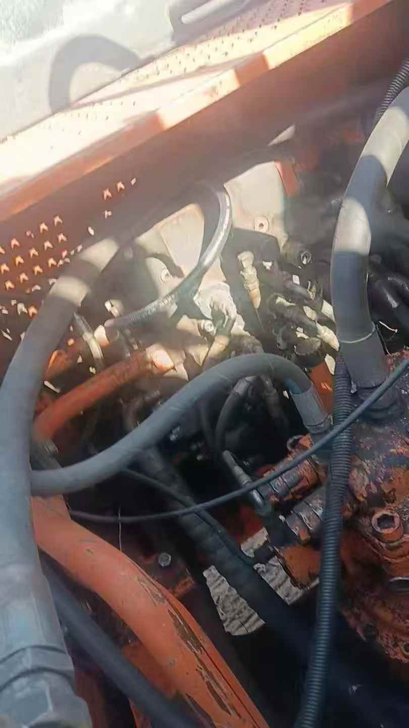 Used Doosan S225 Excavator 2016 Model / 6