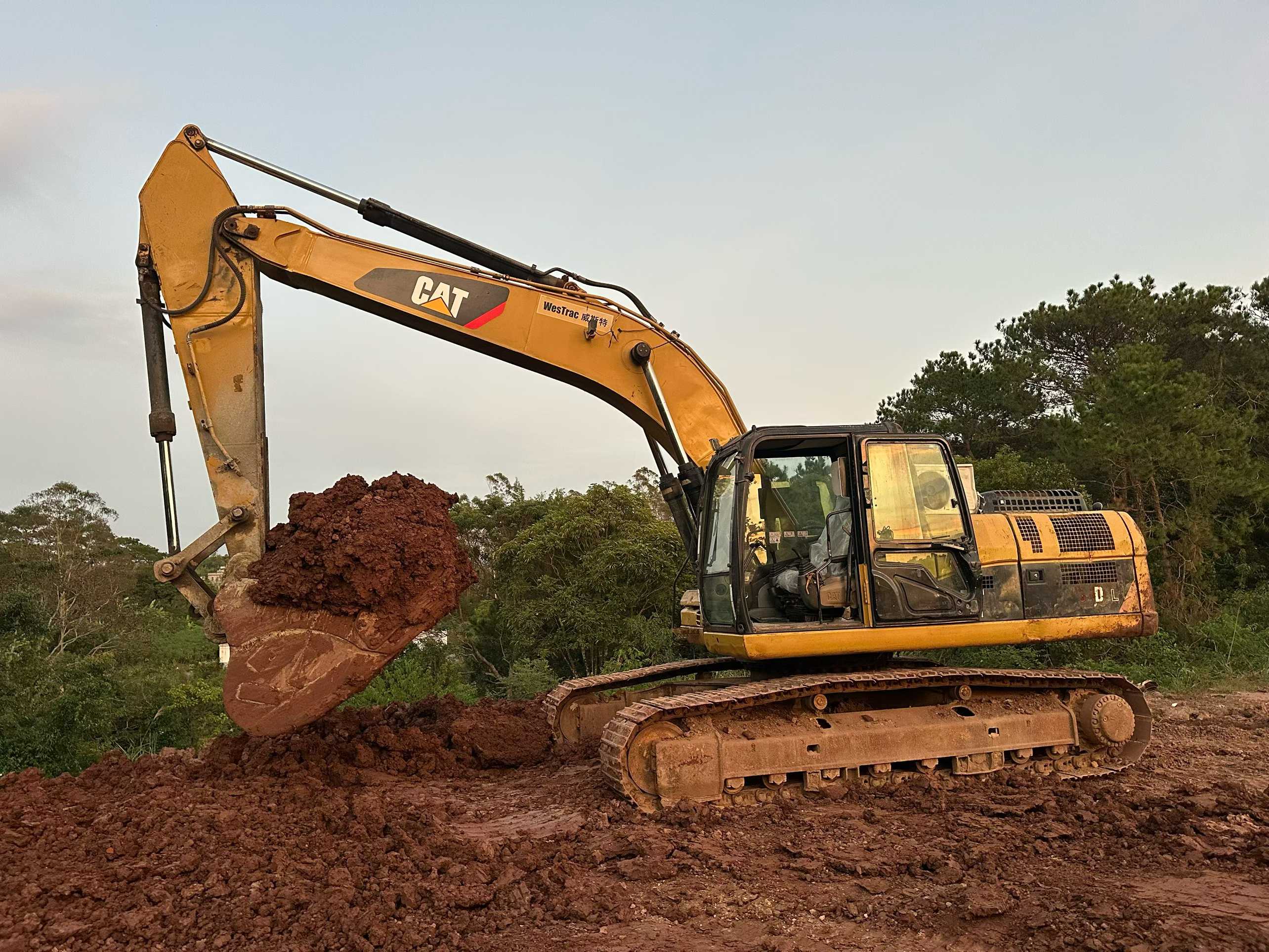 Used Caterpillar 324DL Excavator 2016 Model