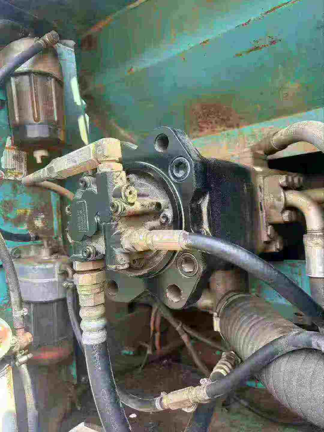 Used Kobelco SK210 Excavator 2016 Model / 6