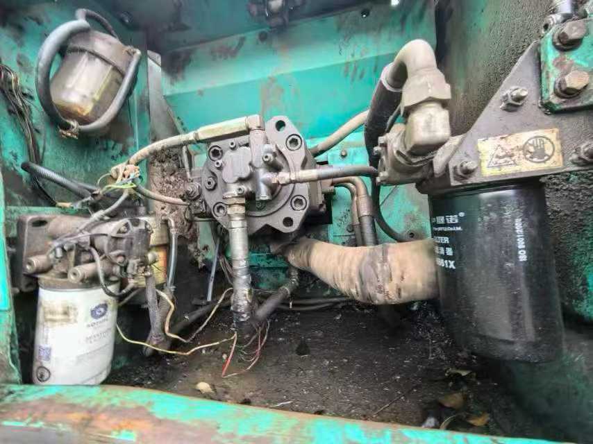 Used Kobelco SK210 Excavator 2016 Model / 6