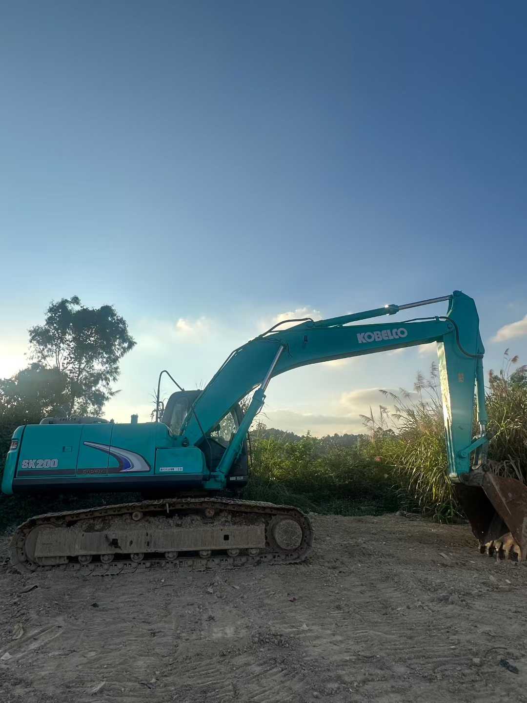 Used Kobelco SK200-8 Excavator 2016 Model / 3