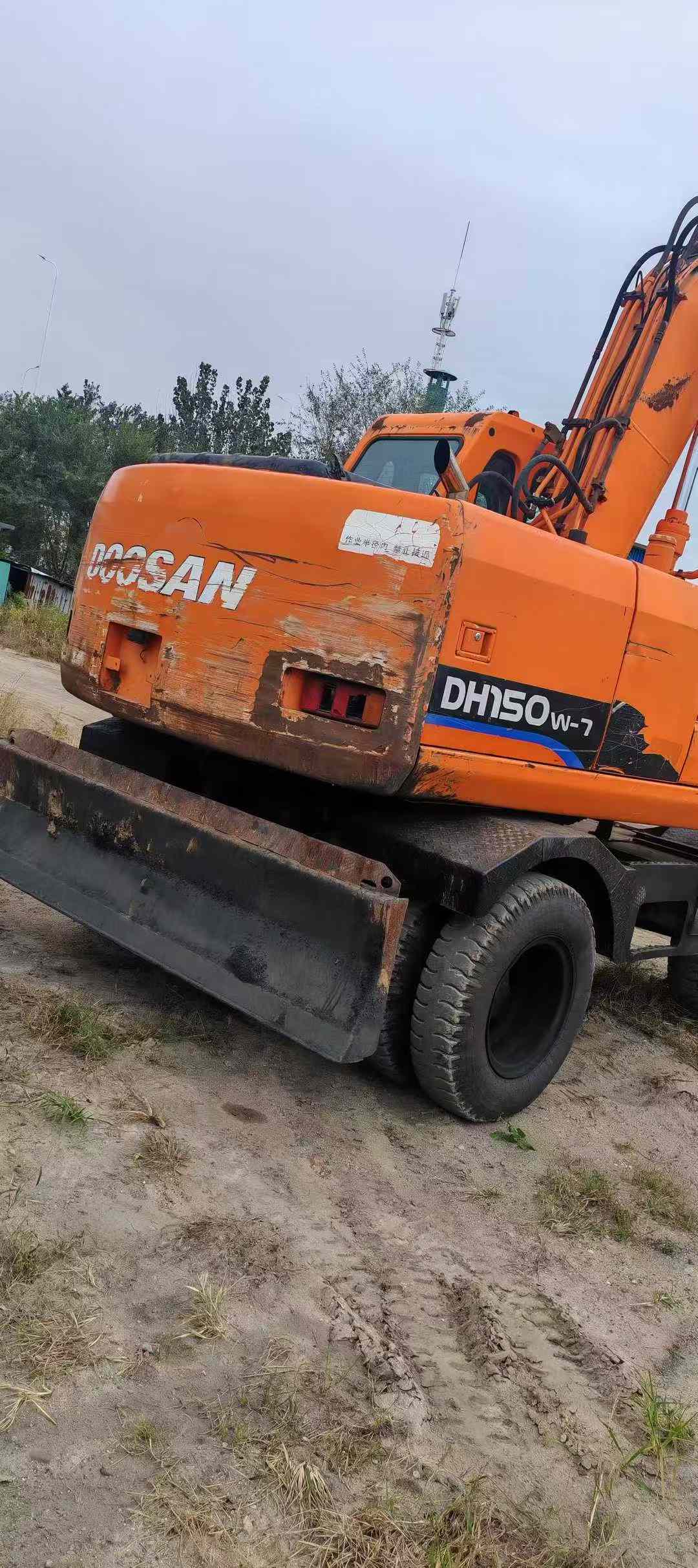 Used Doosan DX15 Excavator 2016 Model / 3