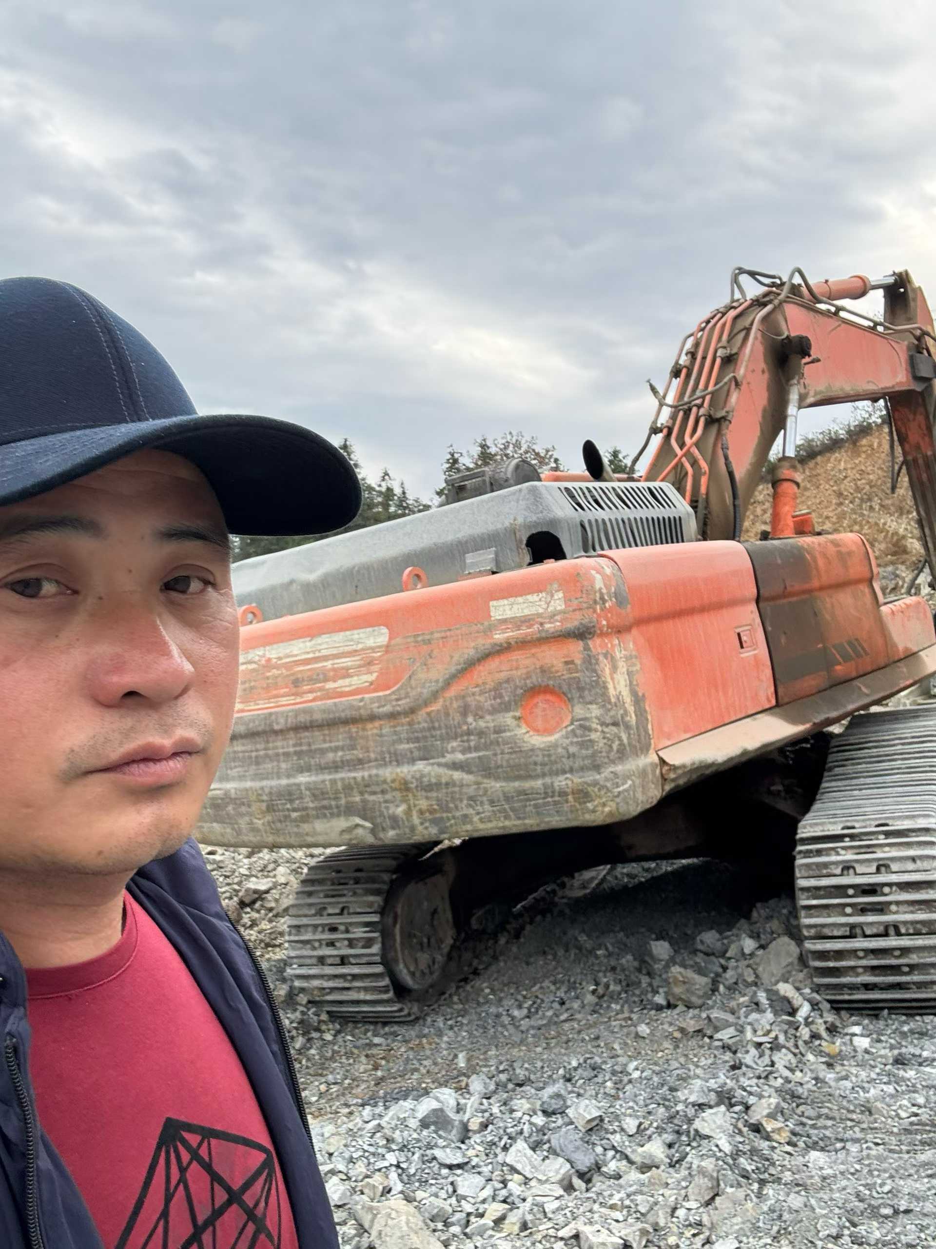 Used Doosan DX80 Excavator 2015 Model