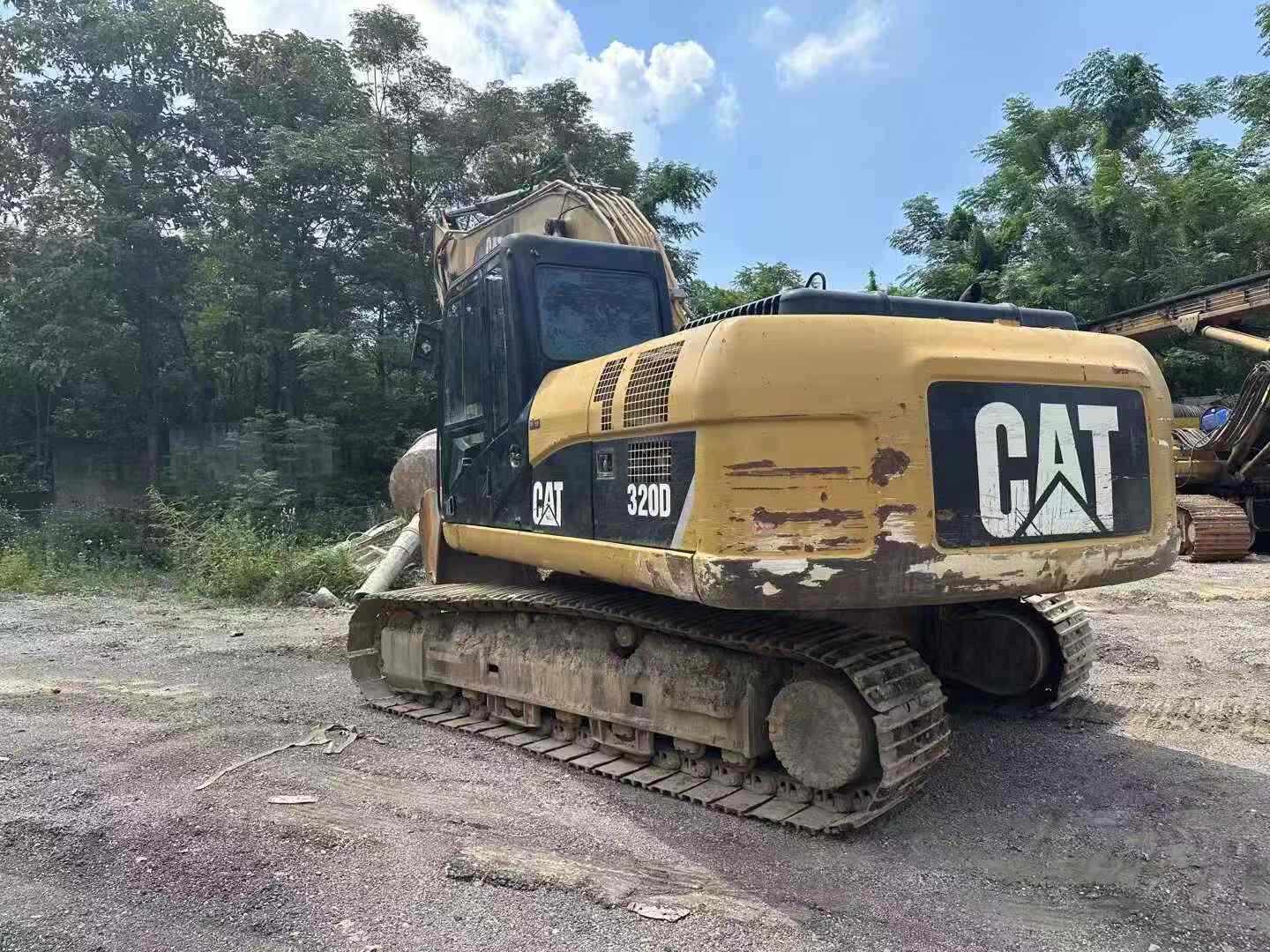 Used Caterpillar CT20 Excavator 2011 Model