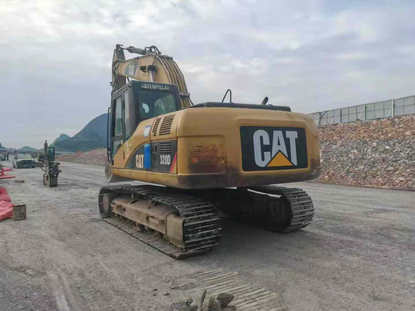 Used Caterpillar CT20 Excavator 2016 Model
