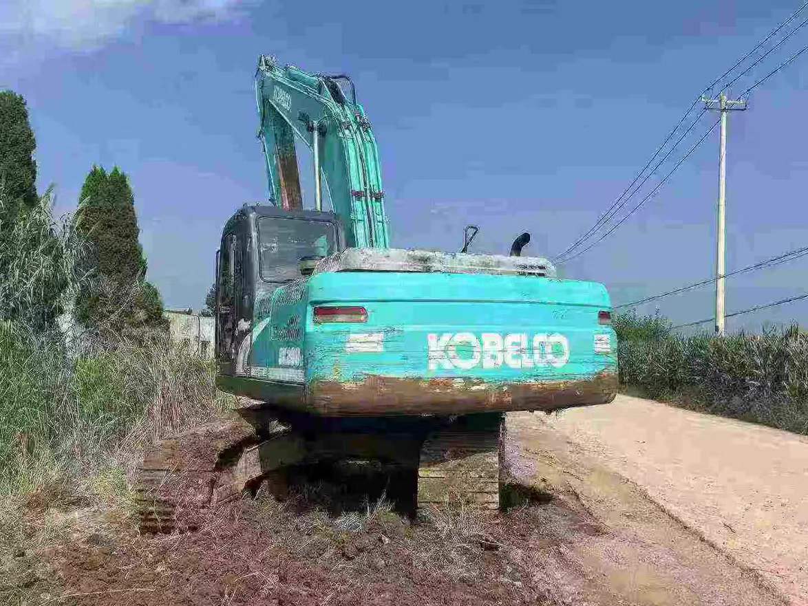 Used Kobelco SK200 Excavator 2010 Model / 9