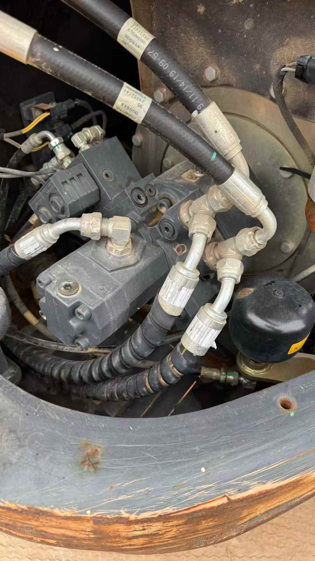 Used Doosan DX60 Excavator 2020 Model / 6