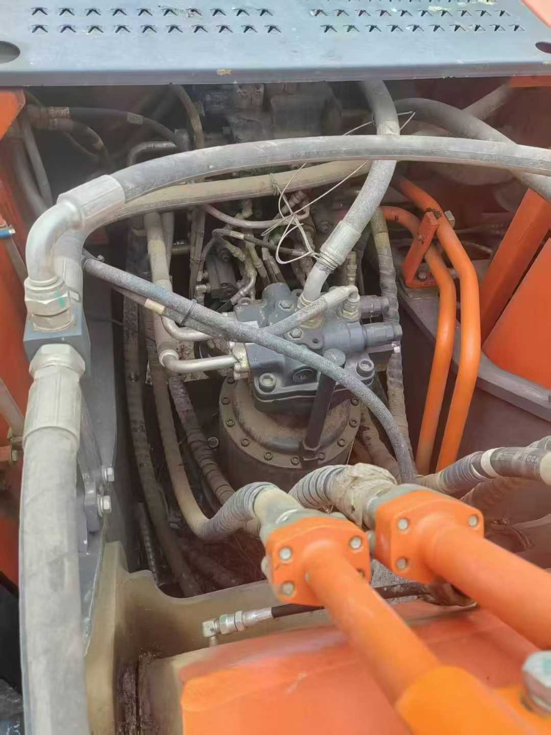 Used Doosan  DL507-9C Excavator 2023 Model / 4