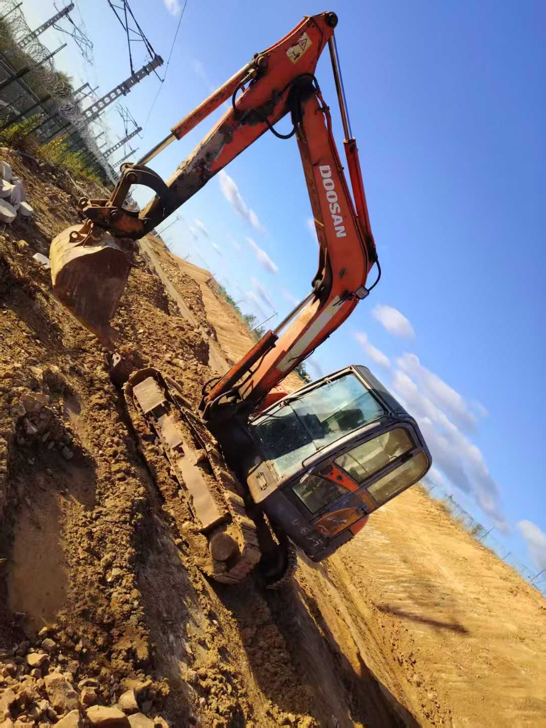 Used Doosan  DL507-9C Excavator 2016 Model