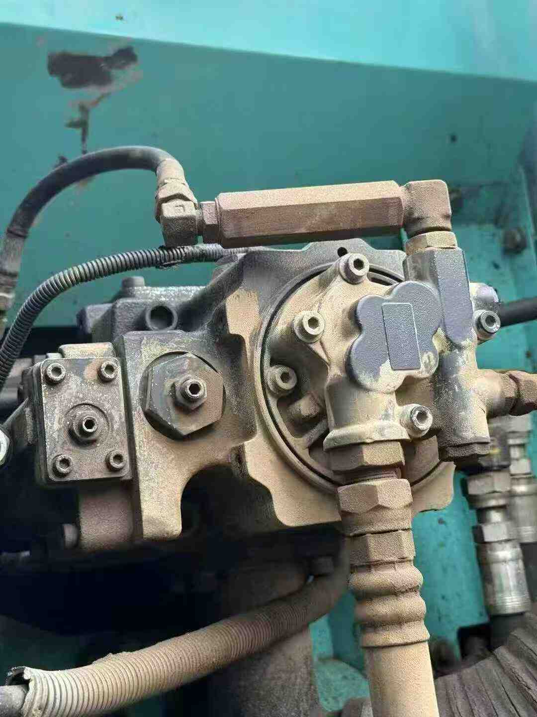 Used Kobelco SK140 Excavator 2016 Model / 3