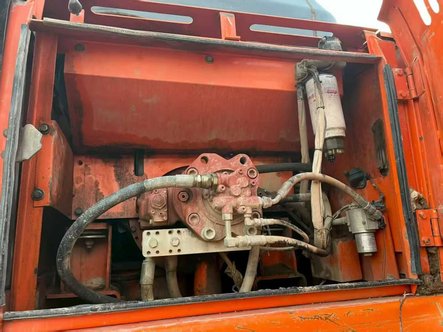 Used Doosan DL300 Excavator 2013 Model / 5