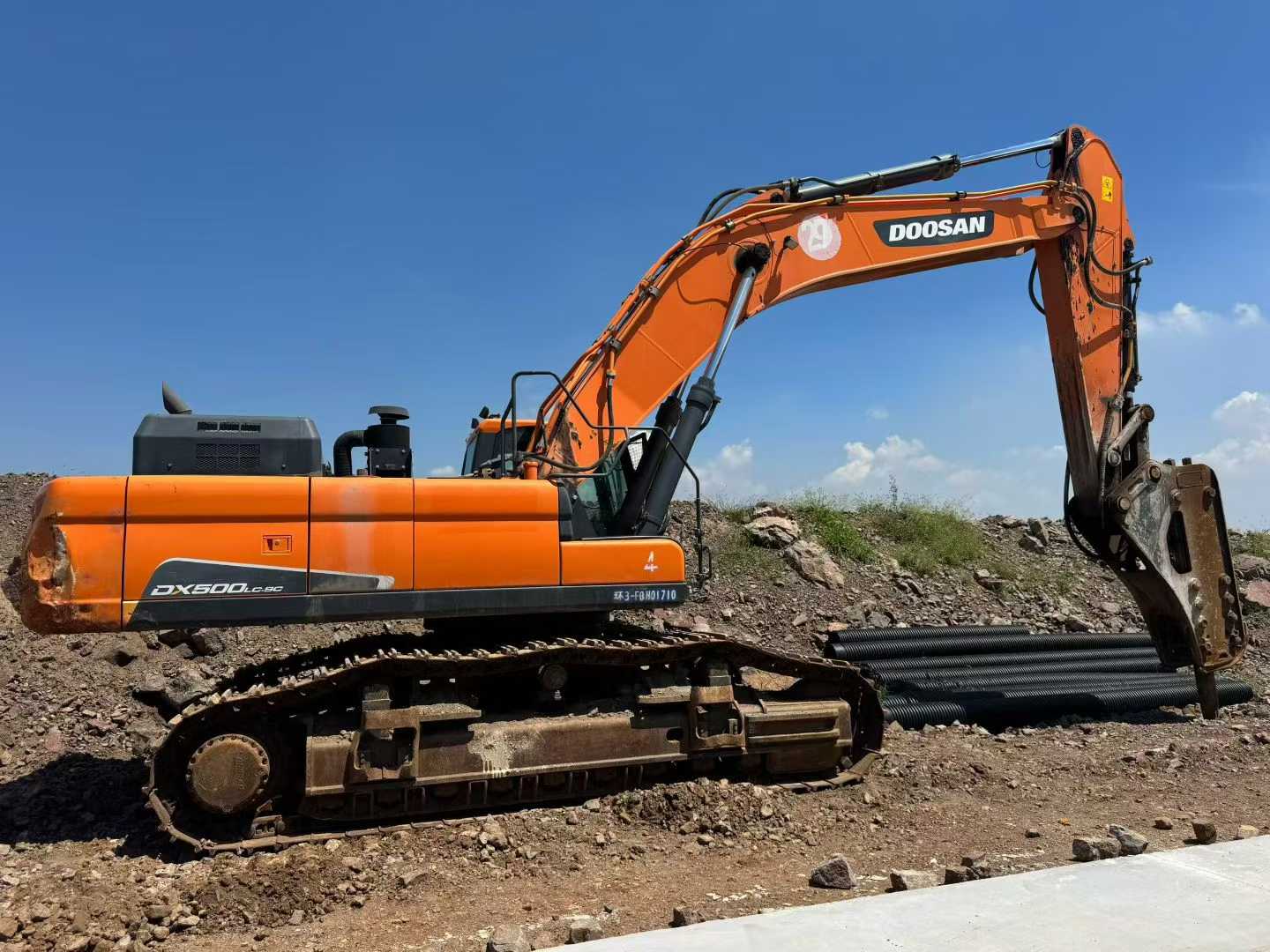 Used Doosan DX500 Excavator 2020 Model / 3