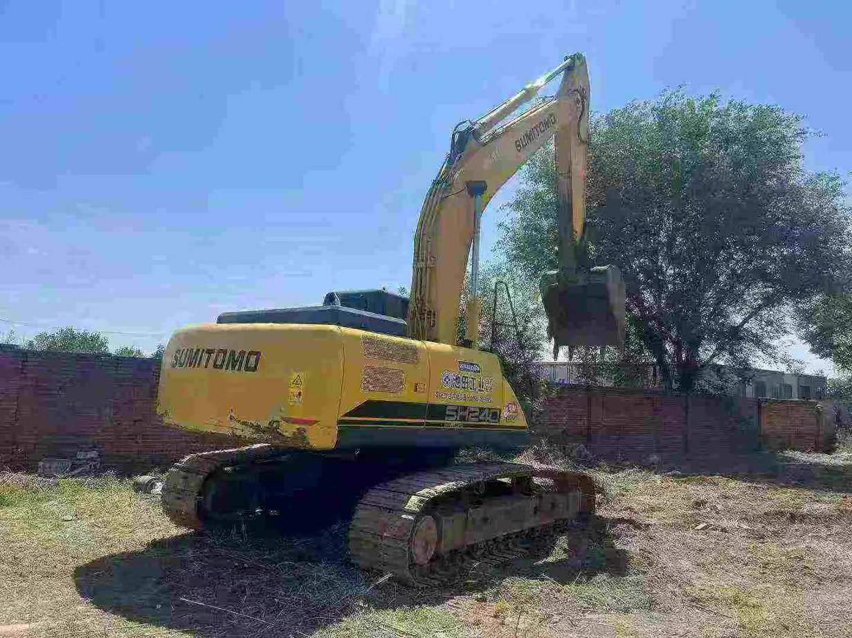 Used Sumitomo SH240-3 Excavator 2016 Model