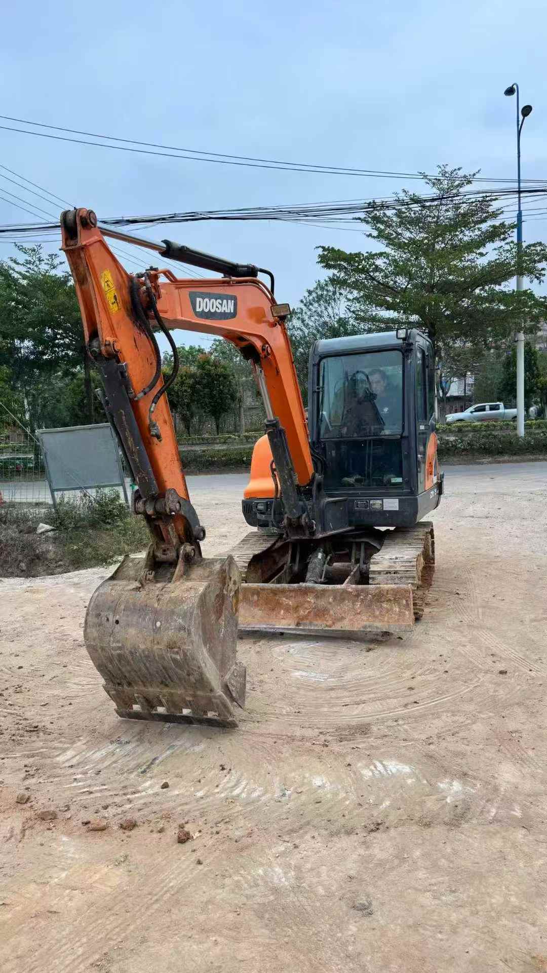 Used Doosan DX60 Excavator 2020 Model / 3