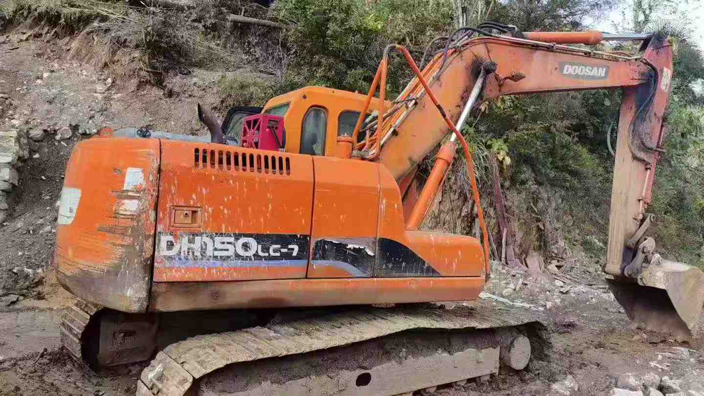 Used Doosan DX15 Excavator 2016 Model / 2