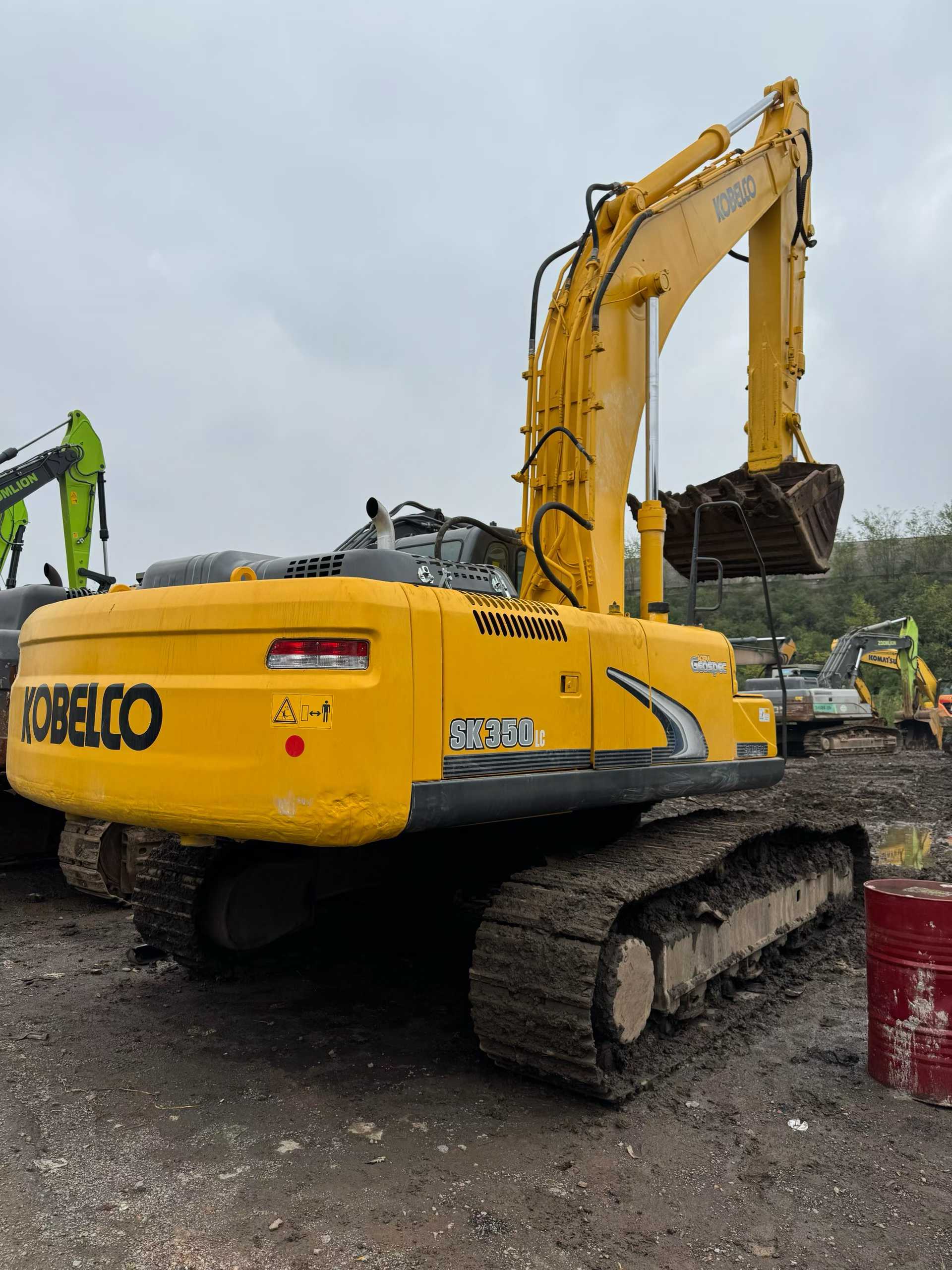 Used Kobelco SK330 Excavator 2012 Model / 2