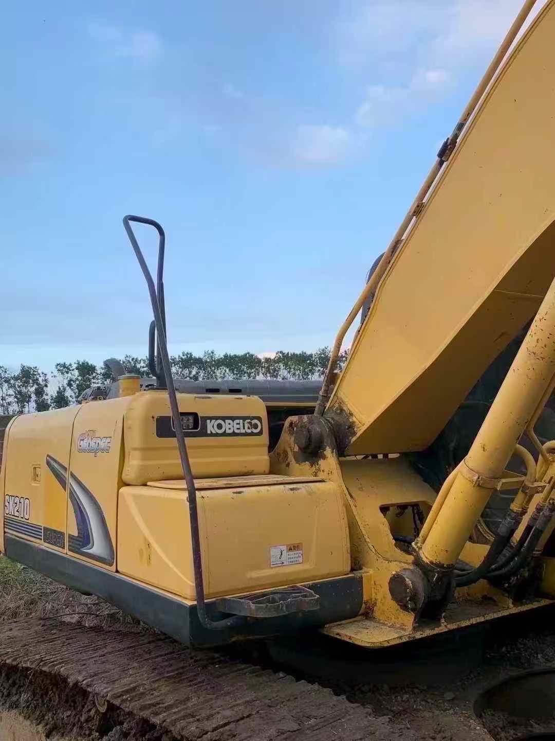 Used Kobelco SK210 Excavator 2016 Model / 2