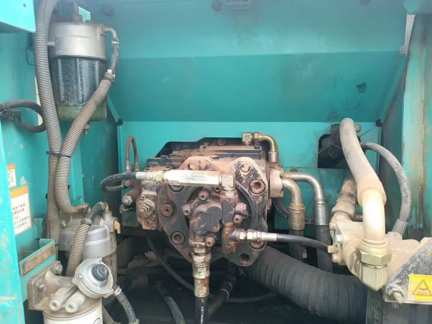 Used Kobelco SK200 Excavator 2012 Model / 9