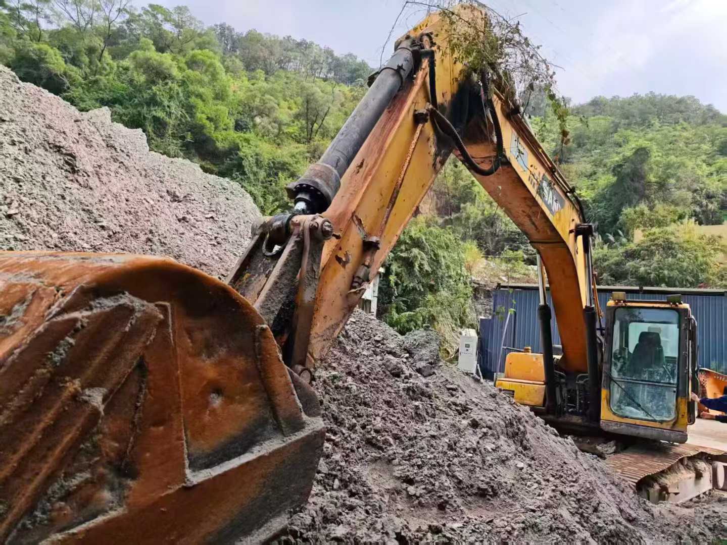 Used Sany SY200H Excavator 2016 Model