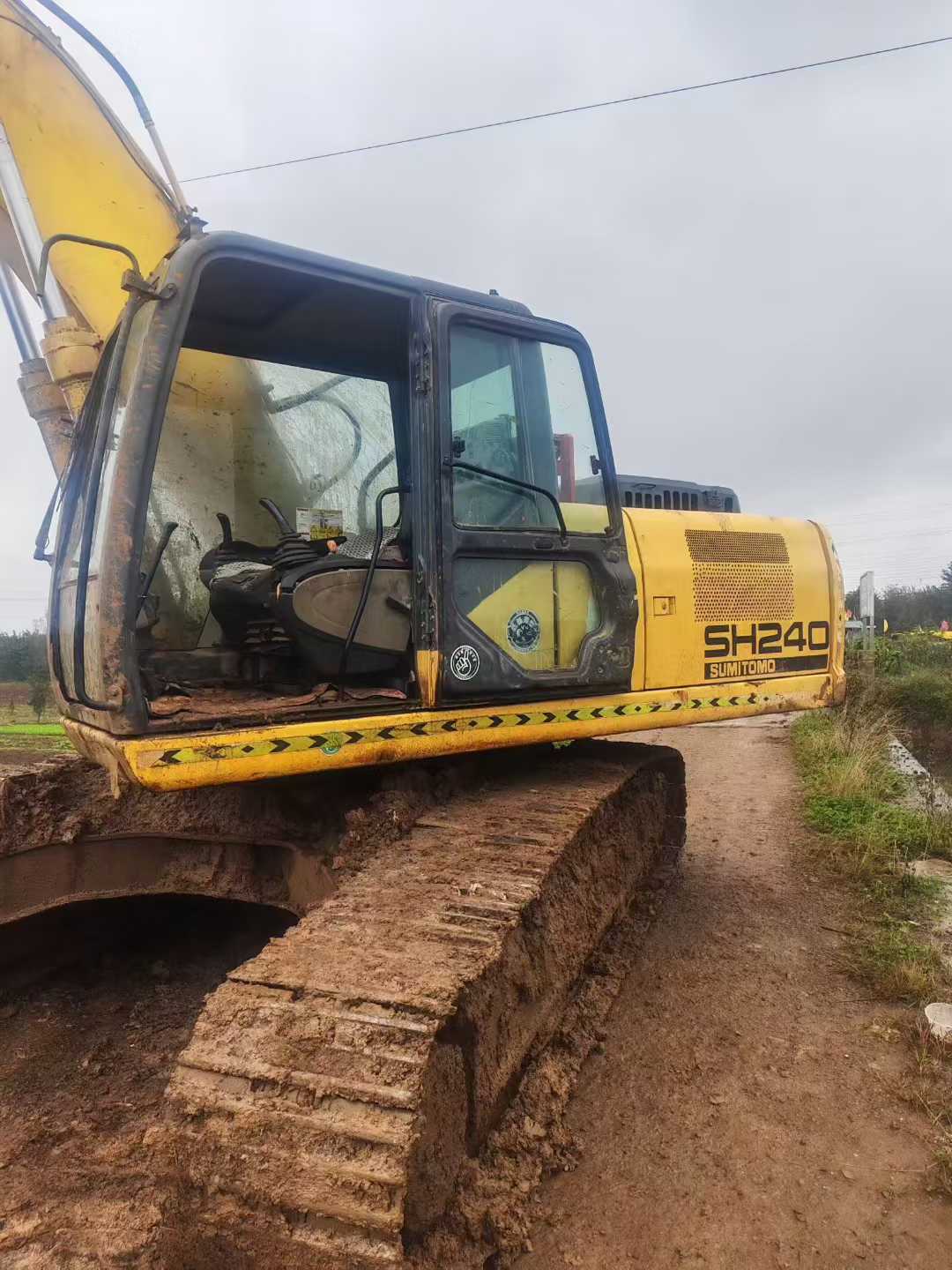 Used Sumitomo SH240-3 Excavator 2016 Model