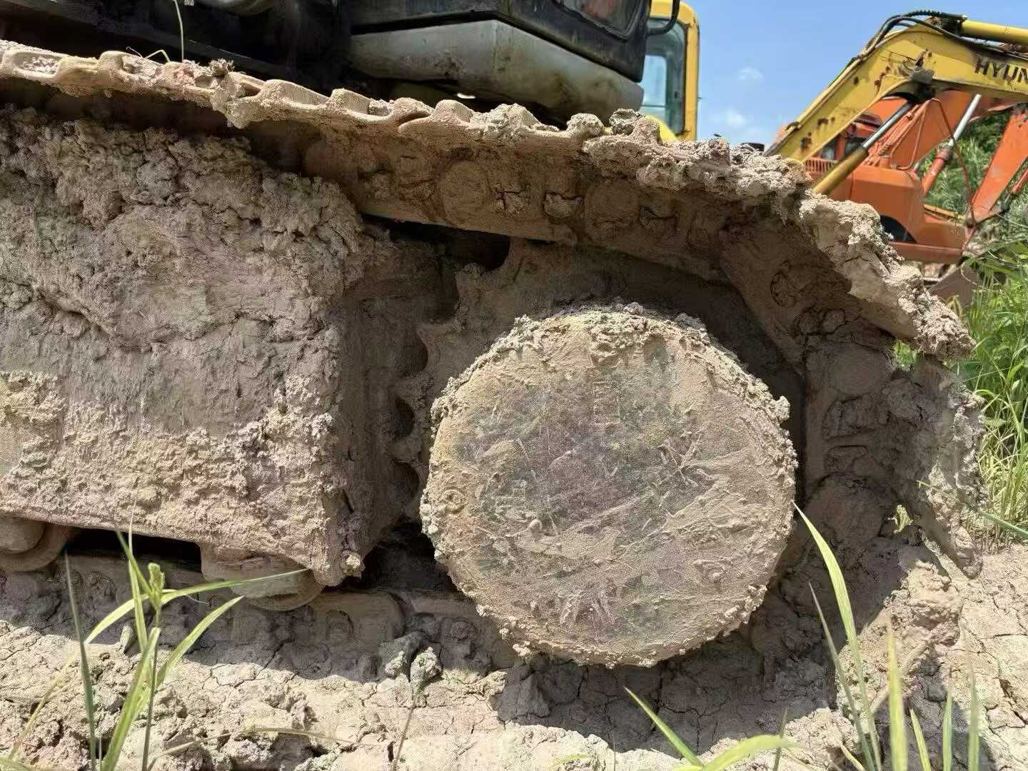 Used Kobelco SK200-6 Excavator 2016 Model / 6