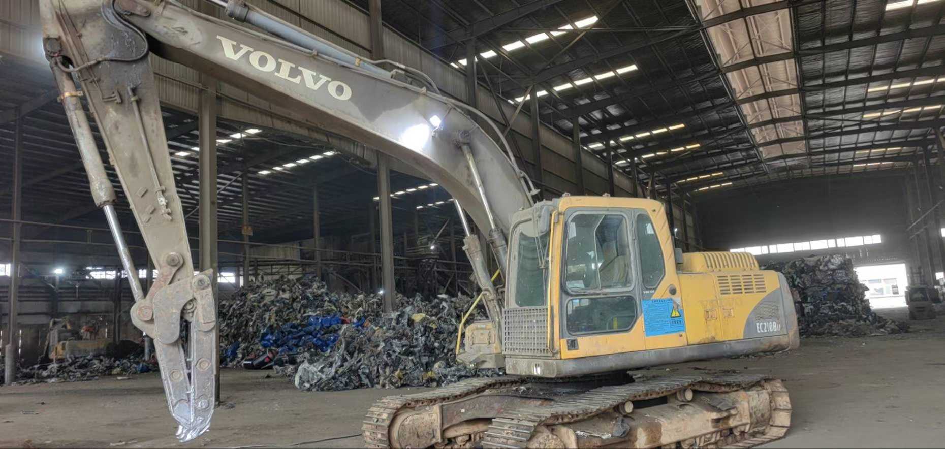 Used Volvo EW210C Excavator 2016 Model