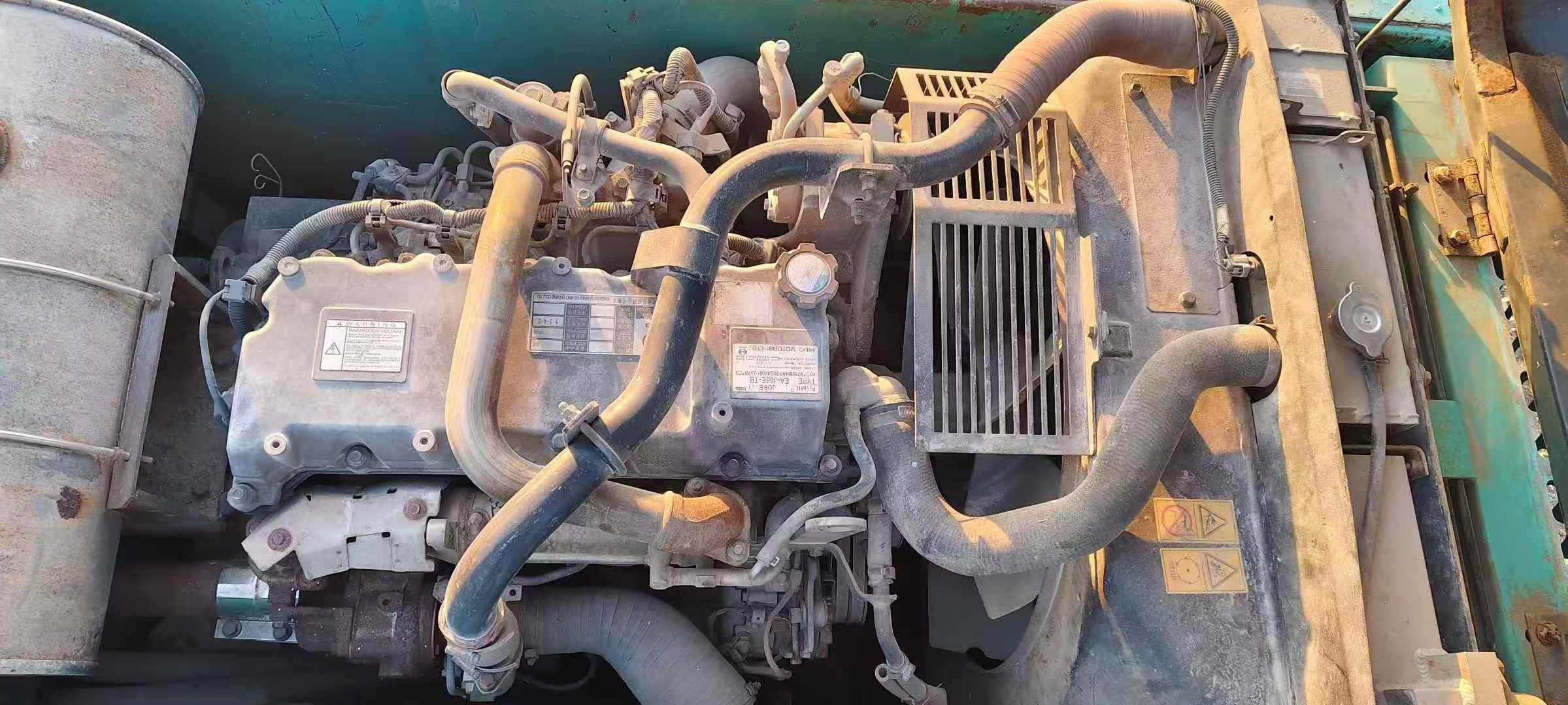 Used Kobelco SK210 Excavator 2013 Model / 8