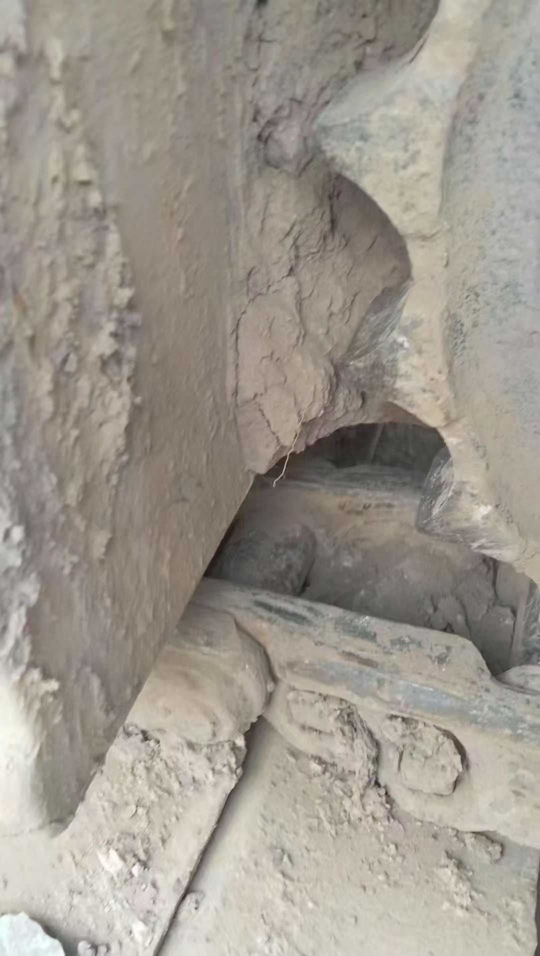 Used Kobelco SK210 Excavator 2011 Model / 6