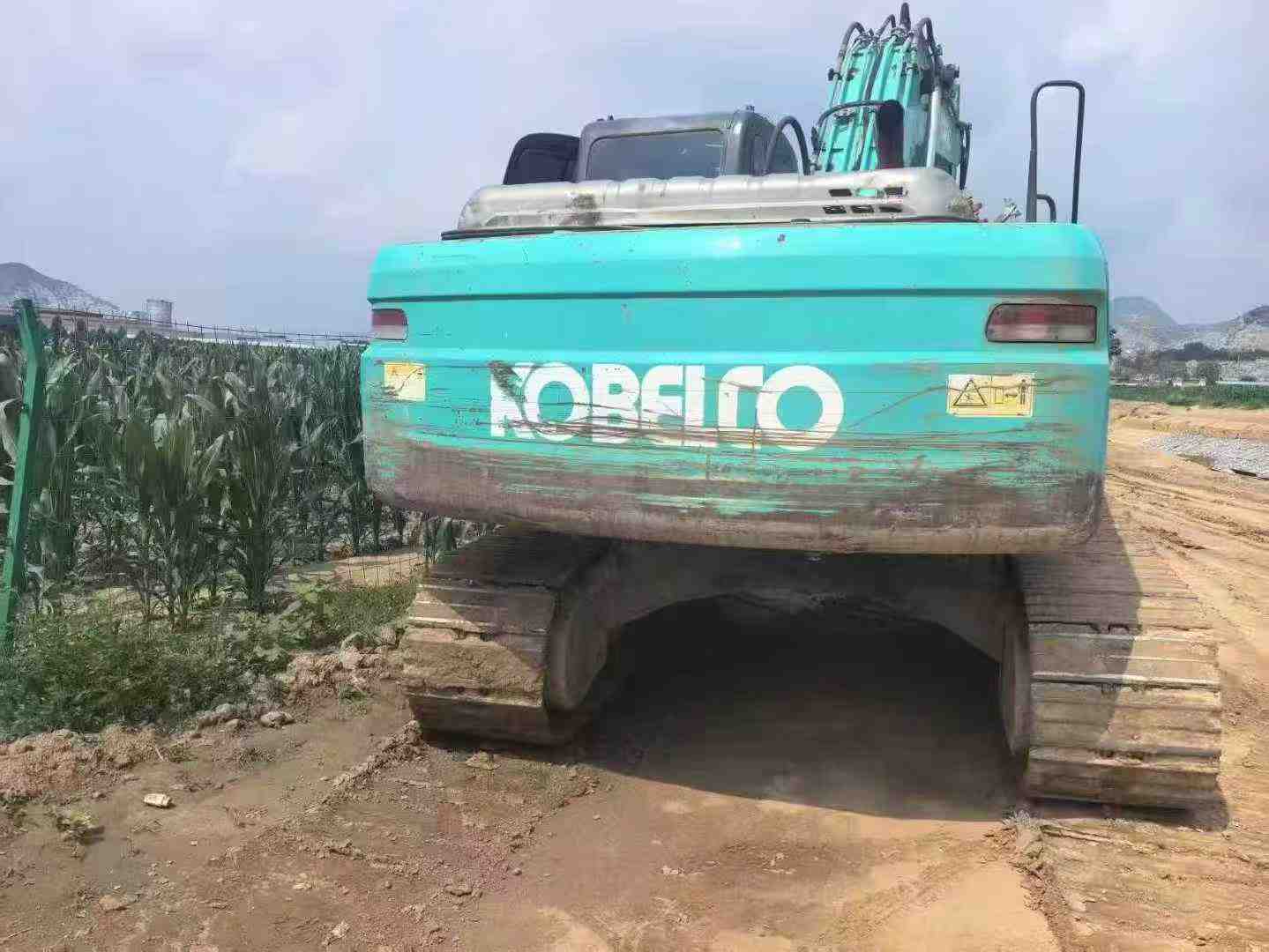 Used Kobelco SK210 Excavator 2016 Model / 4