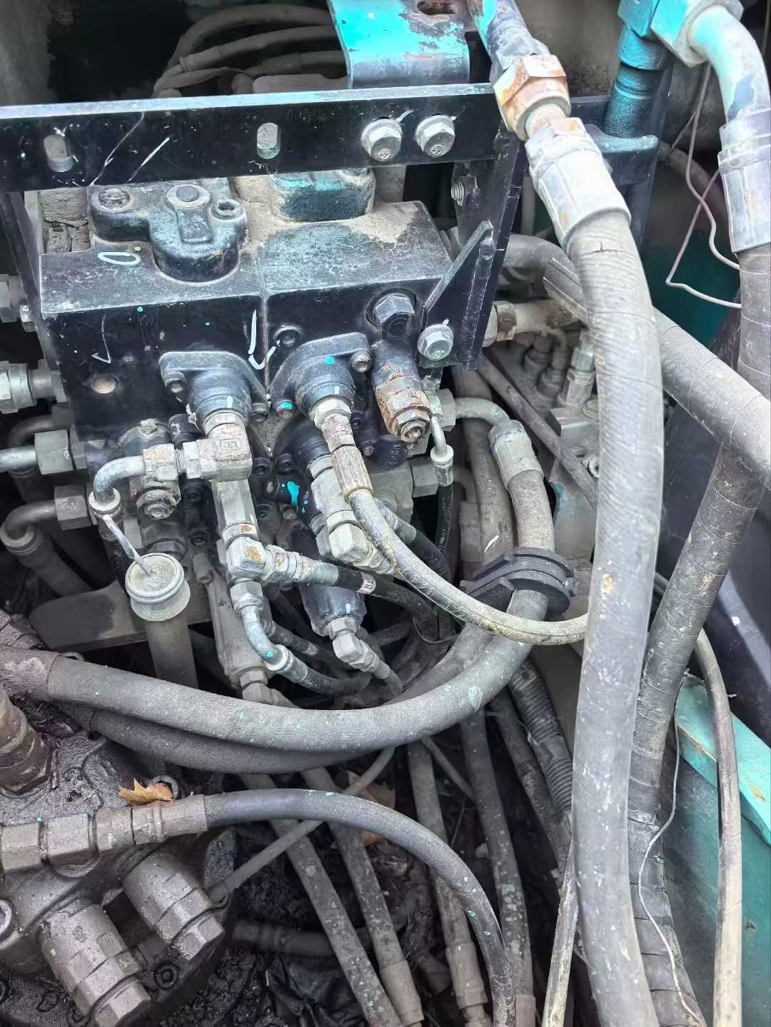 Used Kobelco SK140 Excavator 2009 Model / 5