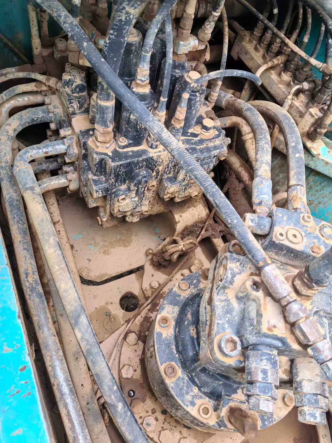 Used Kobelco SK2008 Excavator 2011 Model / 7