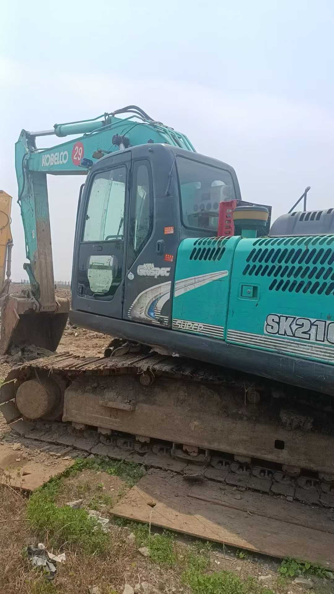 Used Kobelco SK200 Excavator 2012 Model / 4