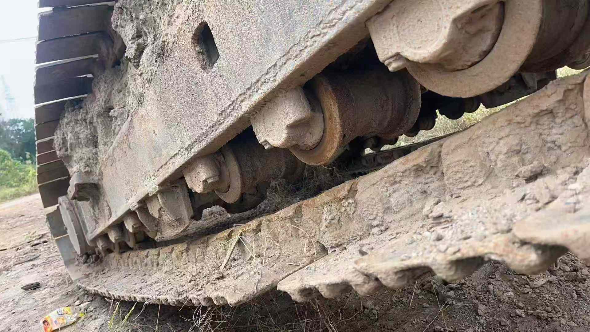 Used Kobelco SK200-6 Excavator 2016 Model / 3