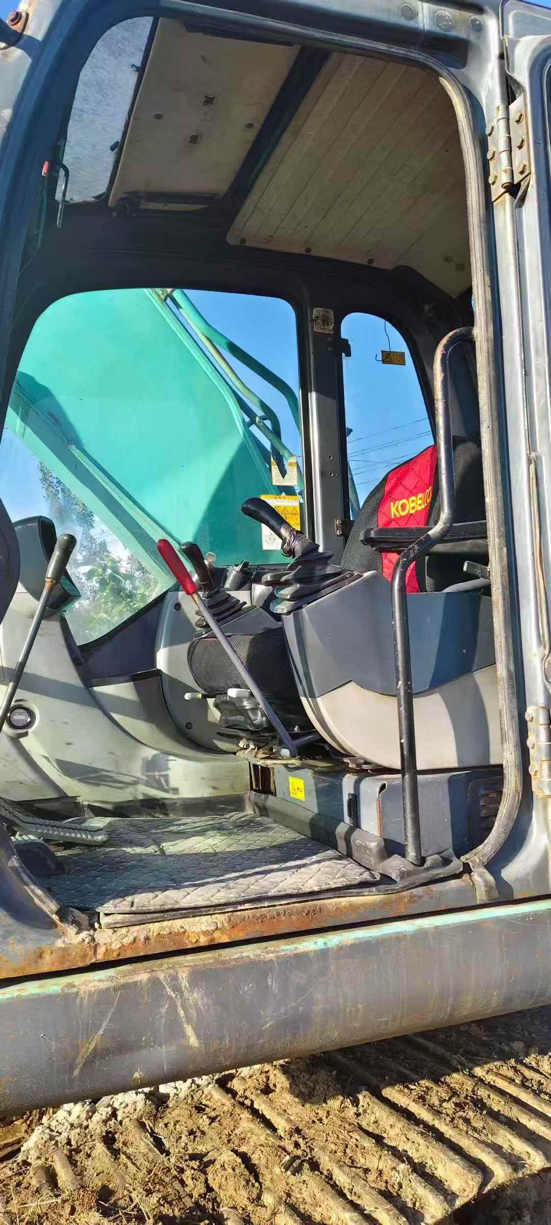 Used Kobelco SK2008 Excavator 2011 Model / 6