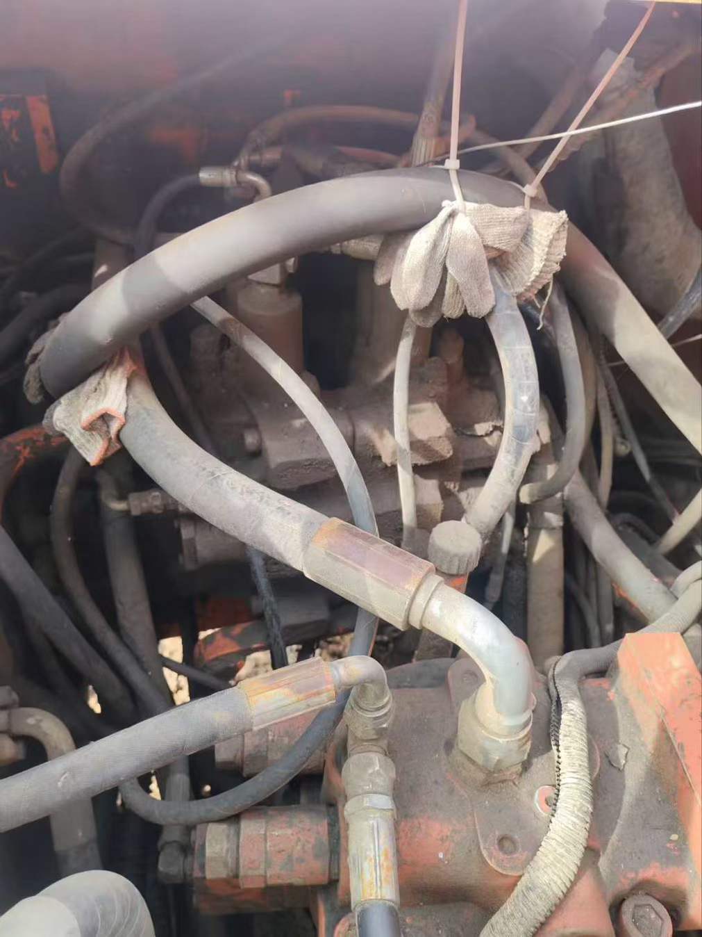 Used Doosan DH220-7 Excavator 2016 Model / 5