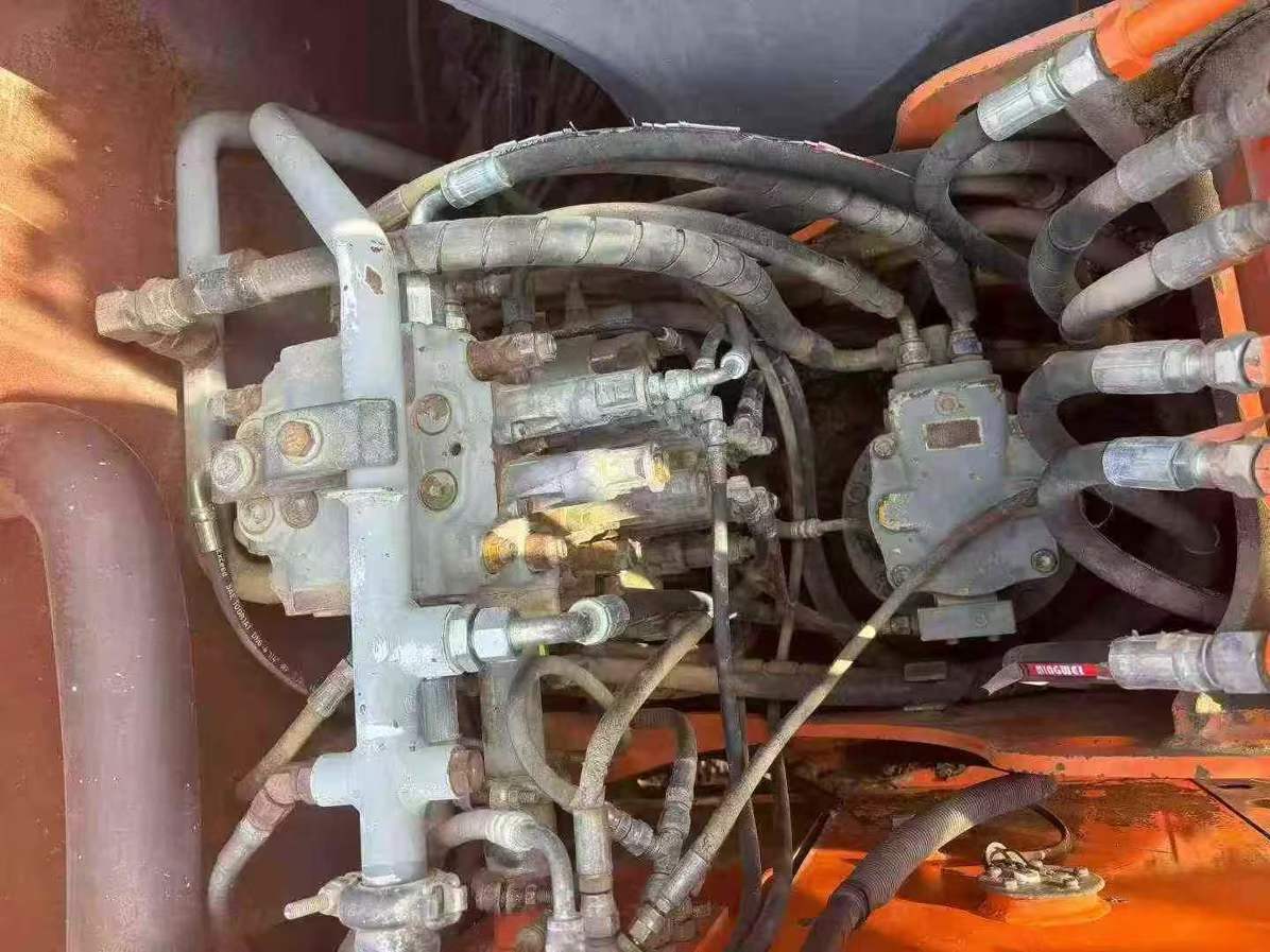 Used Hitachi ZX70 Excavator 2012 Model / 7