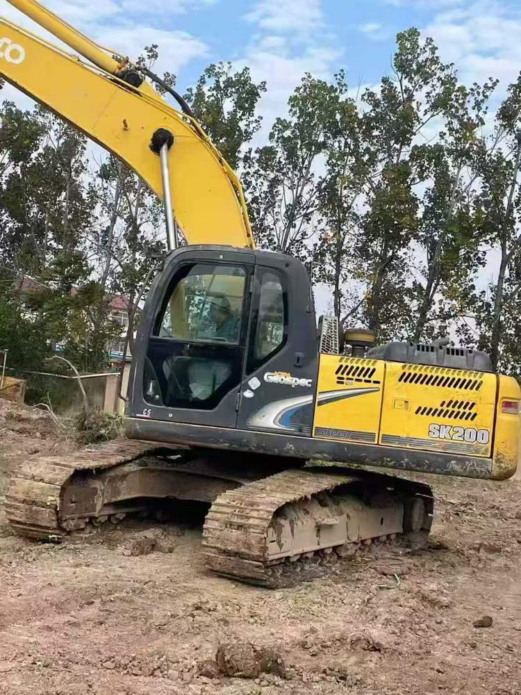 Used Kobelco SK200 Excavator 2011 Model