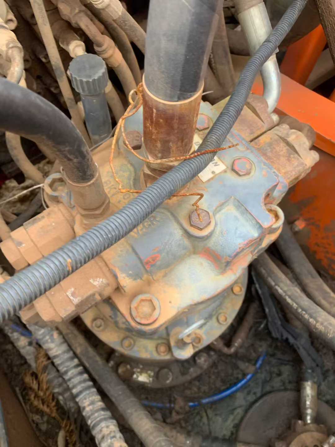 Used Doosan S225 Excavator 2011 Model / 6