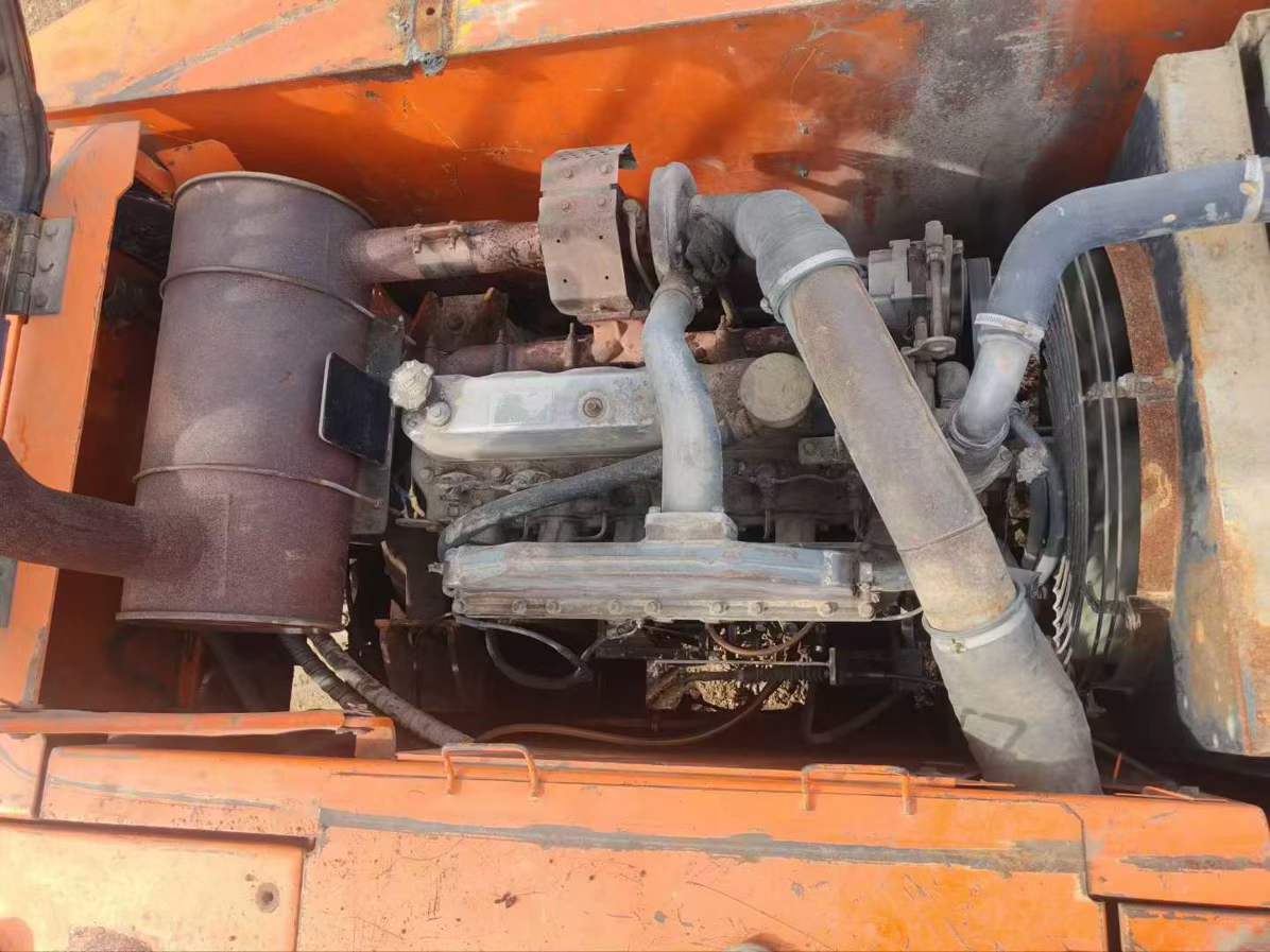 Used Doosan DH220-7 Excavator 2016 Model / 3