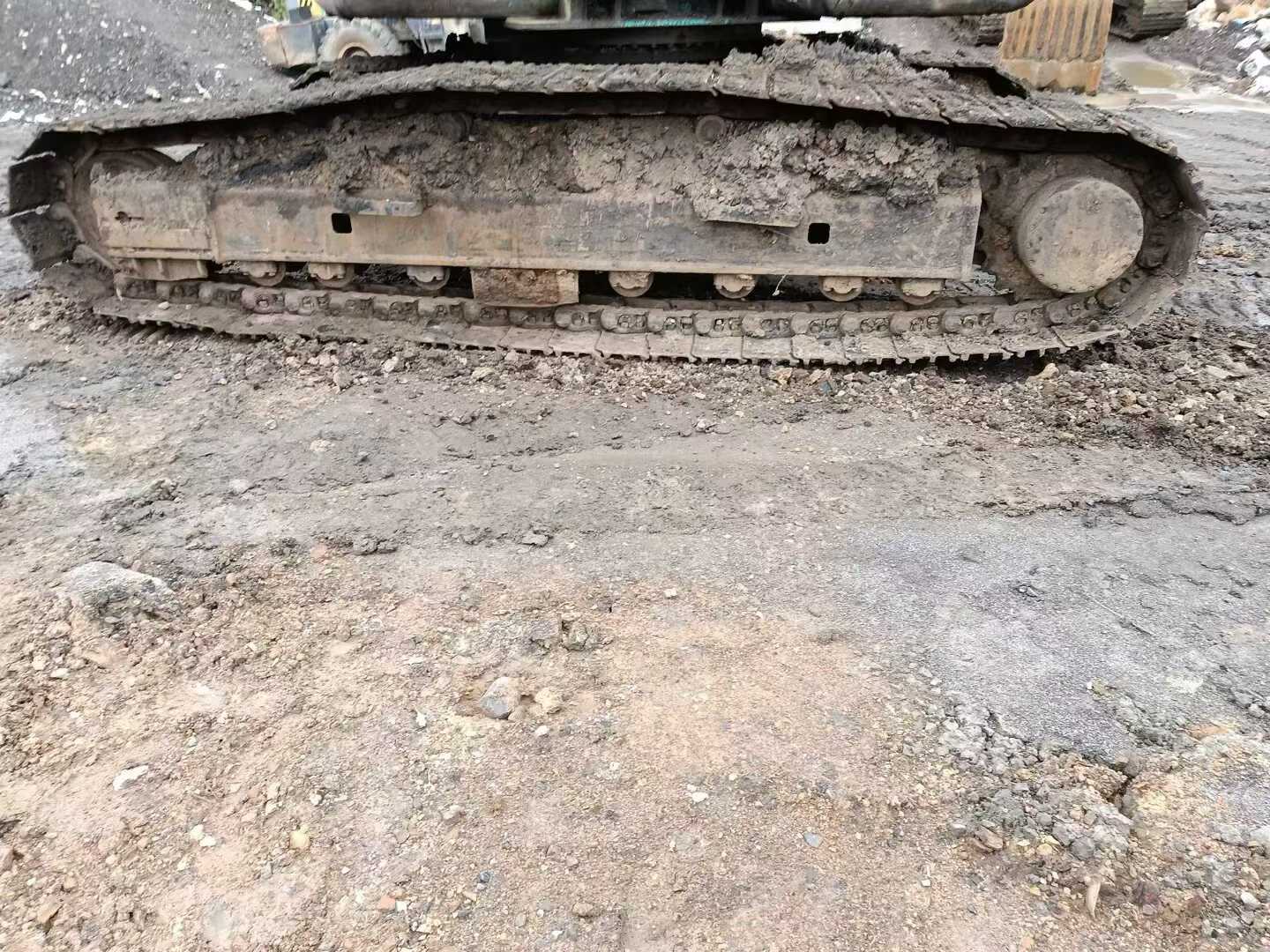 Used Kobelco SK210 Excavator 2016 Model / 3